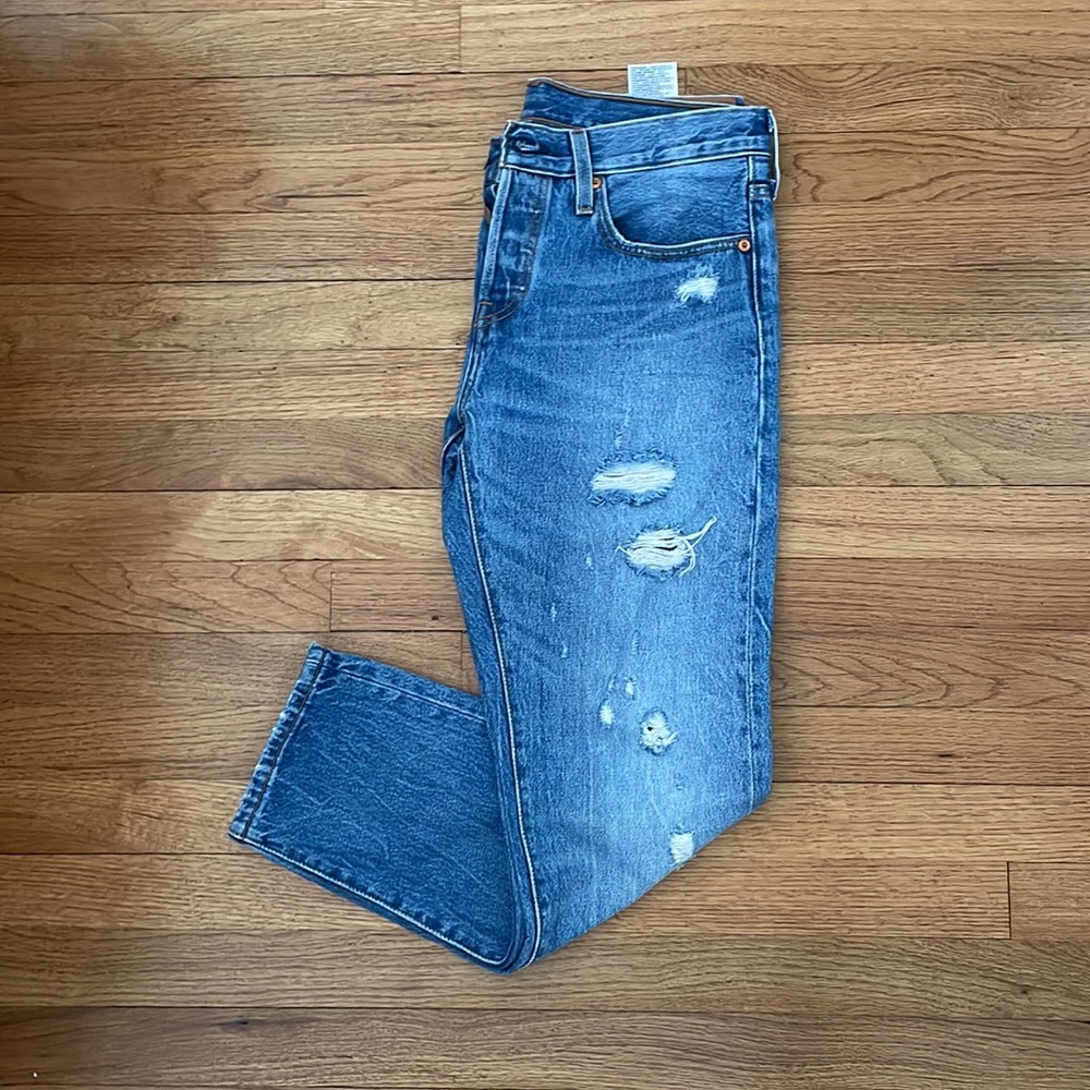 Levi Jean - Size W28 L28 (EUC)